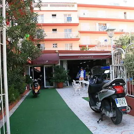 Otel Oyo Goya Lloret de Mar