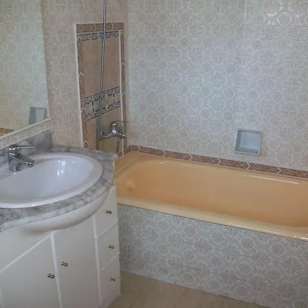 酒店 Oyo Goya 滨海略雷特