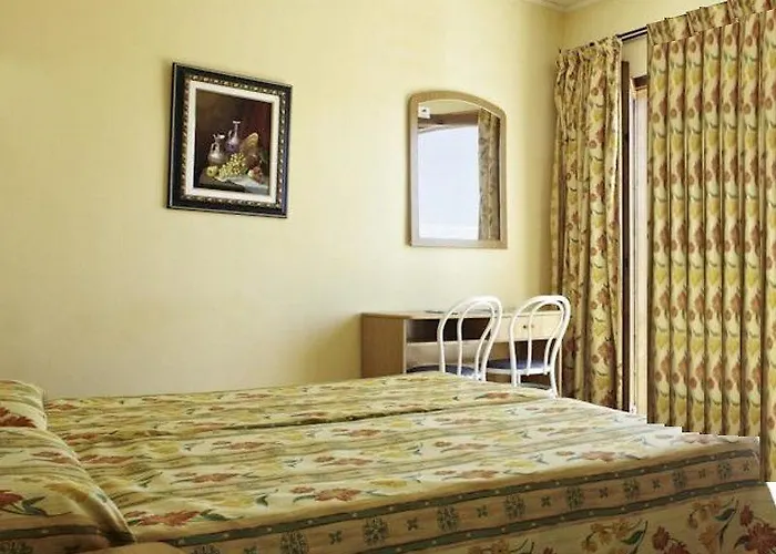 Oyo Goya Ξενοδοχείο 3*