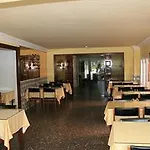 Szálloda Oyo Goya 3*