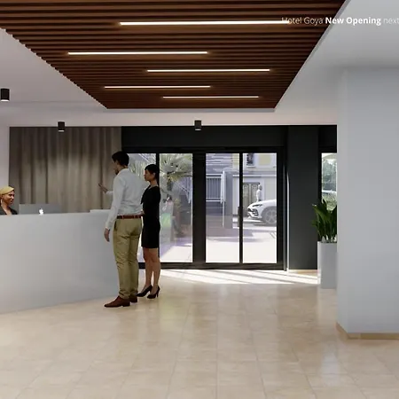 Oyo Goya Hotell Lloret de Mar