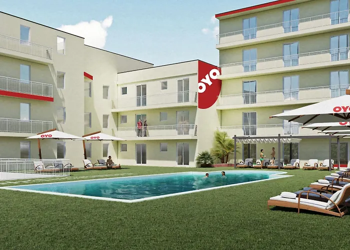 Oyo Goya Lloret de Mar