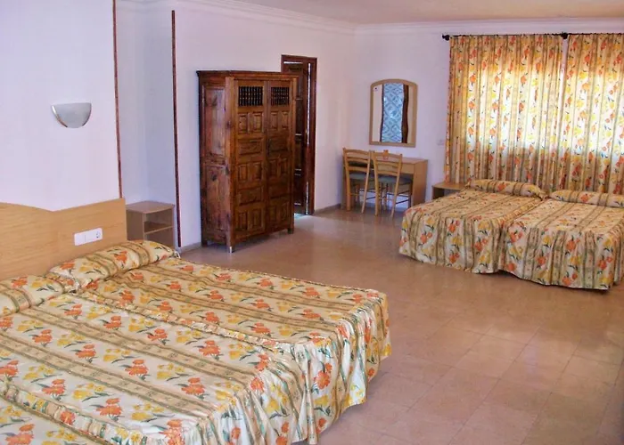 Oyo Goya Hotel Lloret de Mar